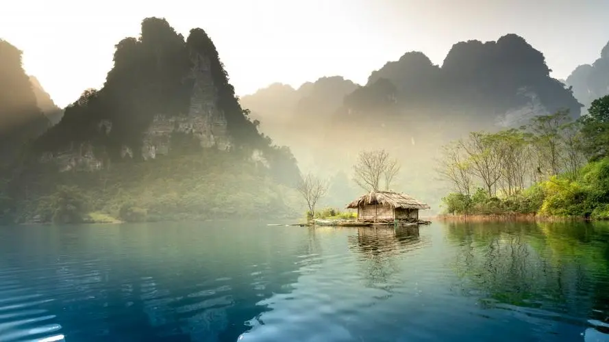 绿色精密节能